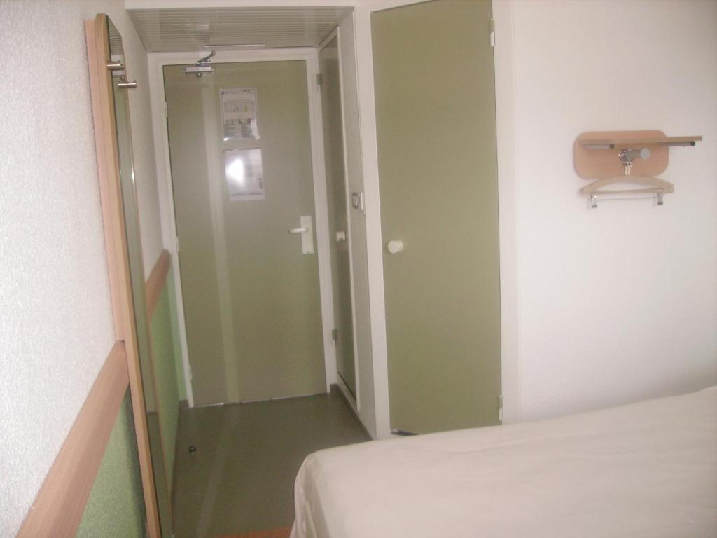 Ibis Budget Remiremont Ruang foto