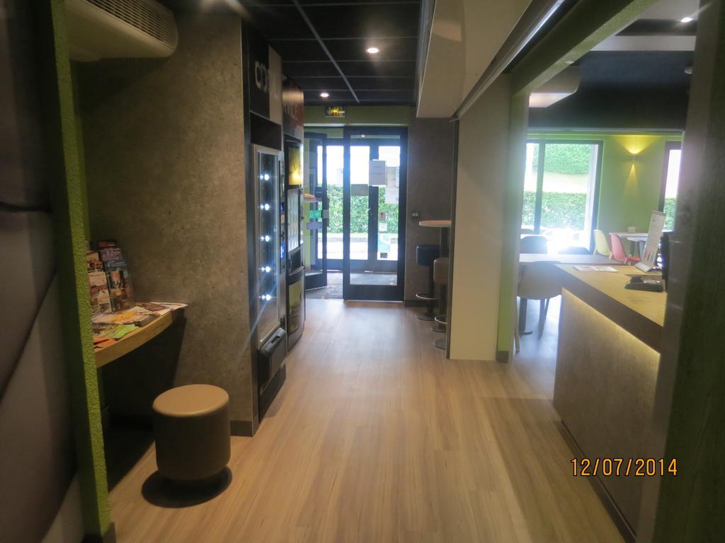 Ibis Budget Remiremont Bagian luar foto