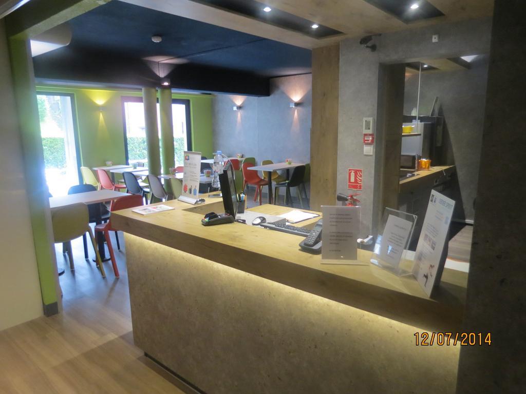 Ibis Budget Remiremont Bagian luar foto