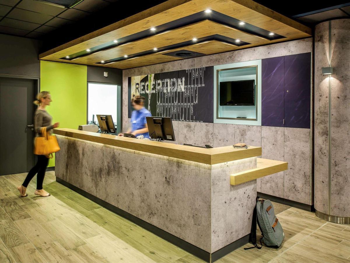 Ibis Budget Remiremont Bagian luar foto